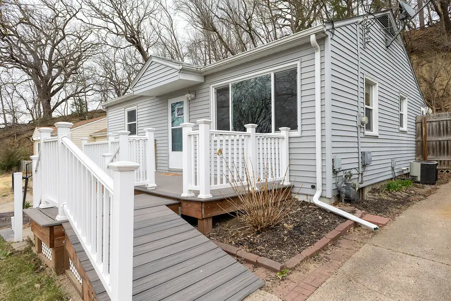 1557 Sunset Drive, Council Bluffs, IA 51503 - #2