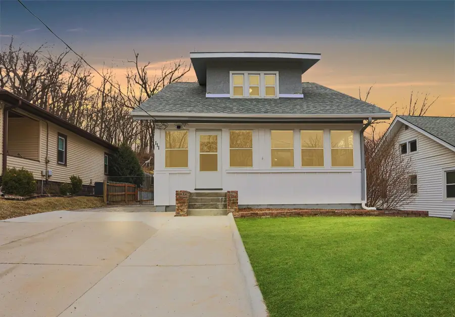 111 Locust Lodge Avenue, Council Bluffs, IA 51503 - #3