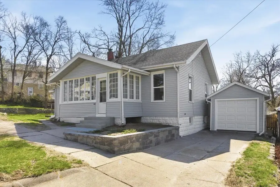 707 Wilson Avenue, Council Bluffs, IA 51503 - #2