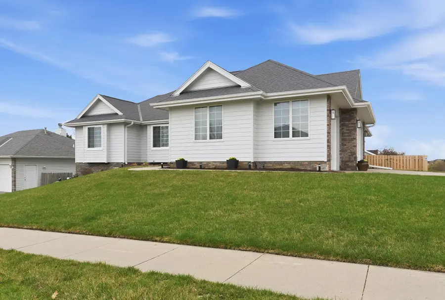 4105 Gladbrook Drive, Council Bluffs, IA 51503 - #2
