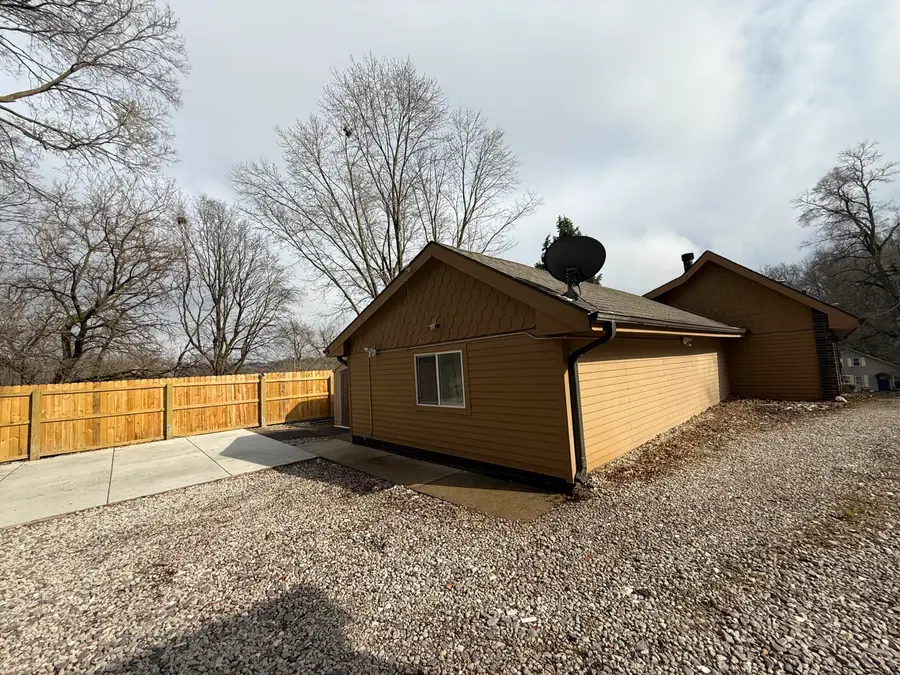 124 Hunter Avenue Avenue, Council Bluffs, IA 51503 - #3