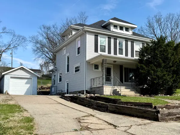 415 Park Street, OAKLAND, IA 51560