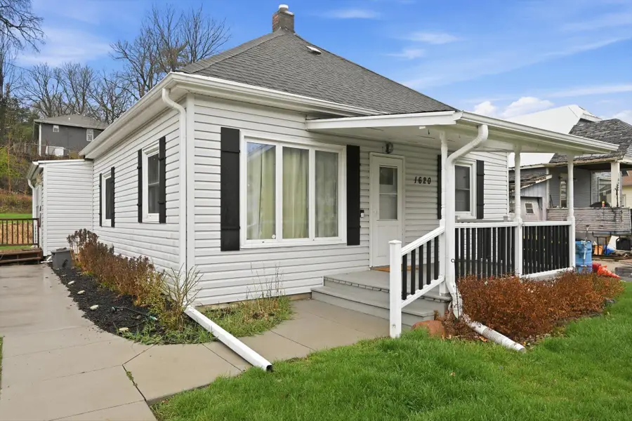 1620 N Broadway, Council Bluffs, IA 51503 - #2