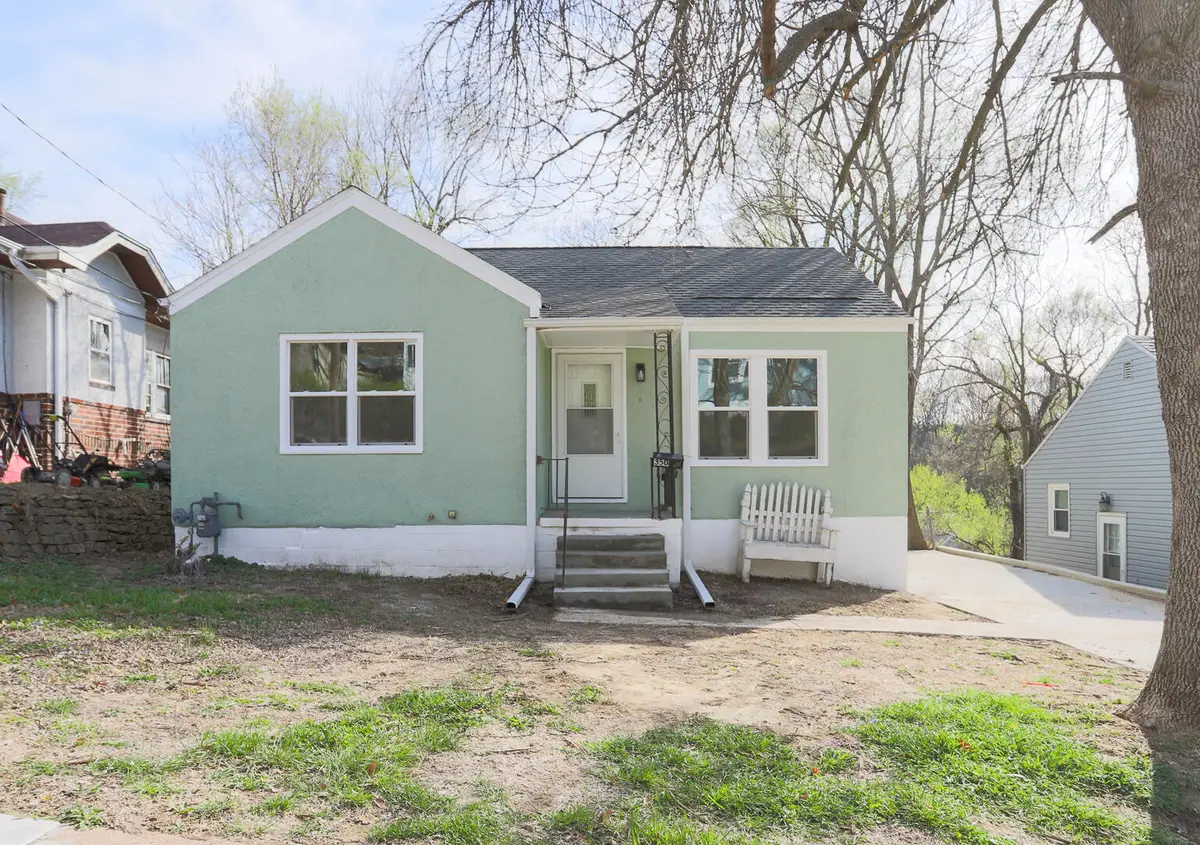 350 Frank Street, Council Bluffs, IA 51503 - #1