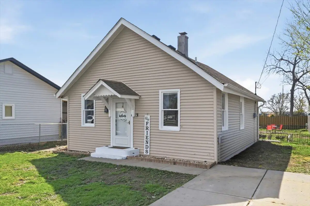2010 S 13th Street, Council Bluffs, IA 51501 - #1