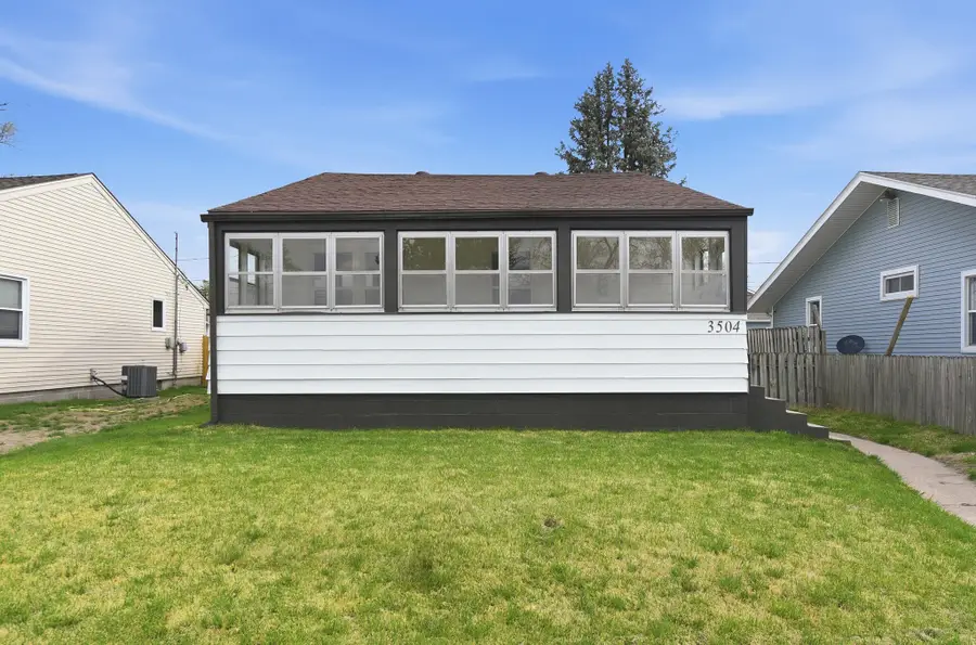 3504 Avenue C, Council Bluffs, IA 51501 - #3