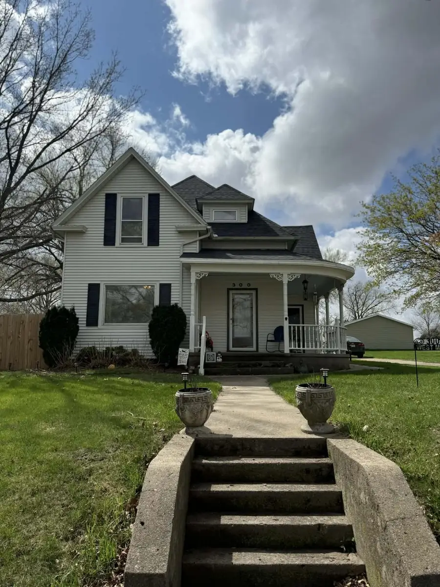 300 W Main Street, Lewis, IA 51544 - #2