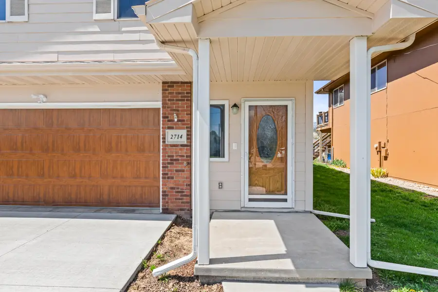 2714 S 17th Street, Council Bluffs, IA 51501 - #3