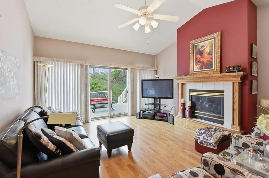 112 Mckenzie Circle, Council Bluffs, IA 51503 - #3