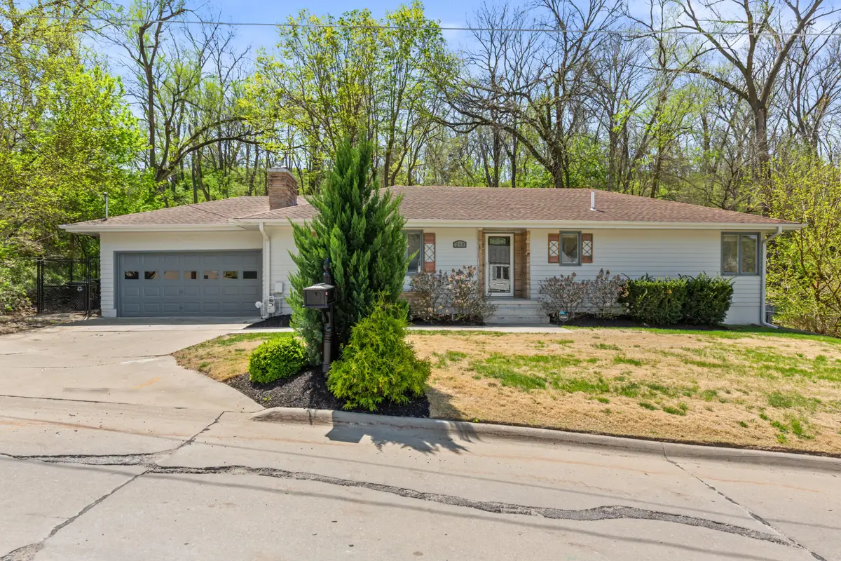 219 Elmwood Drive, Council Bluffs, IA 51503 - #1