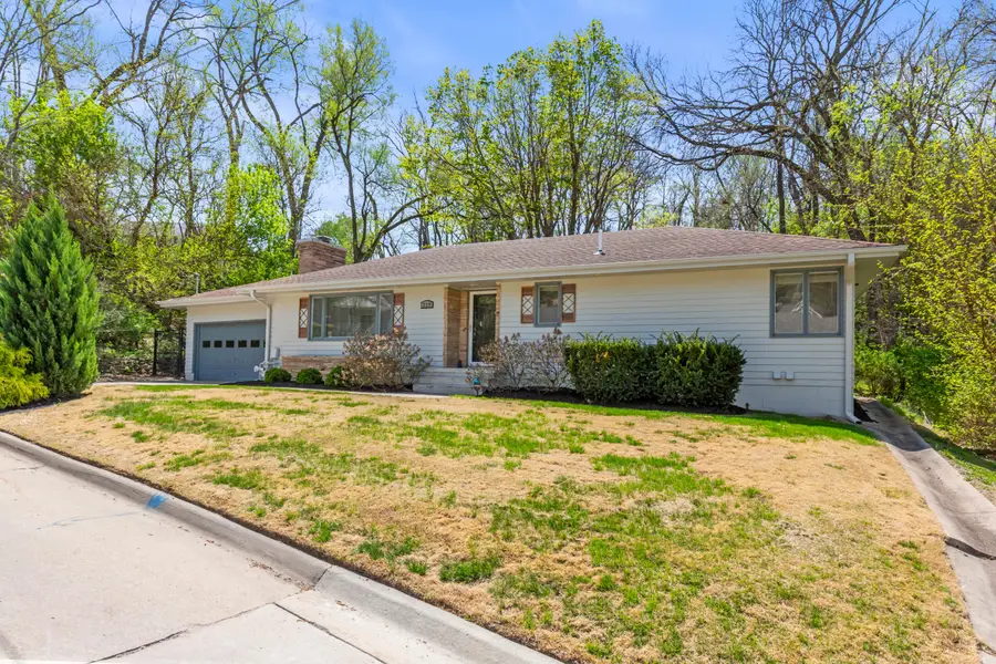219 Elmwood Drive, Council Bluffs, IA 51503 - #3