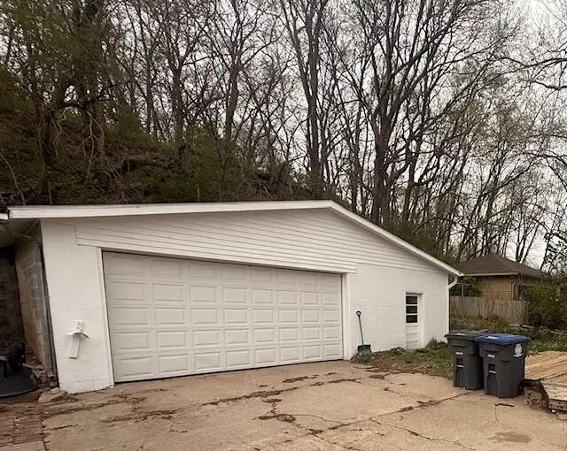 1822 N Broadway, Council Bluffs, IA 51503 - #2