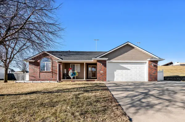 116 Sunset Drive, UNDERWOOD, IA 51576