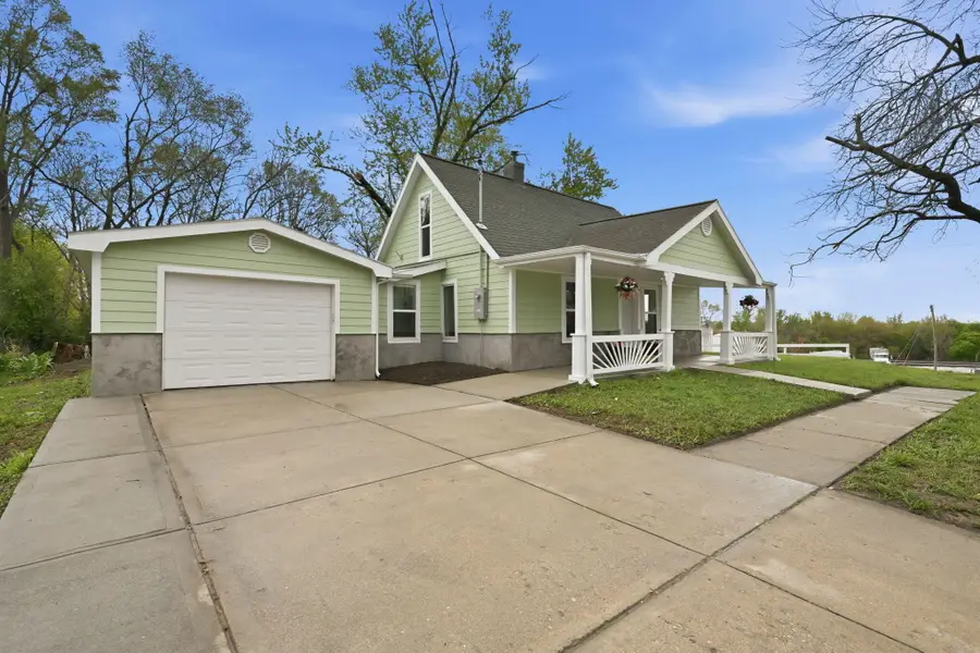 317 S 3rd Avenue, Logan, IA 51546 - #3