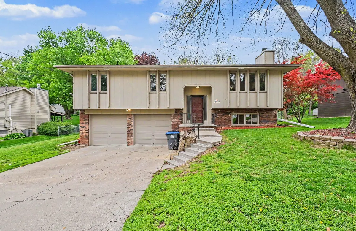 900 Mckenzie Avenue, Council Bluffs, IA 51503 - #1