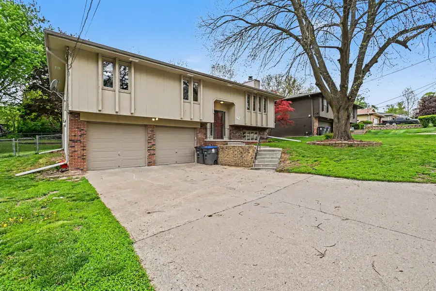 900 Mckenzie Avenue, Council Bluffs, IA 51503 - #3