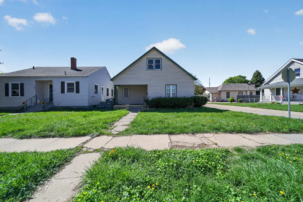2319 E Avenue, Council Bluffs, IA 51501 - #1
