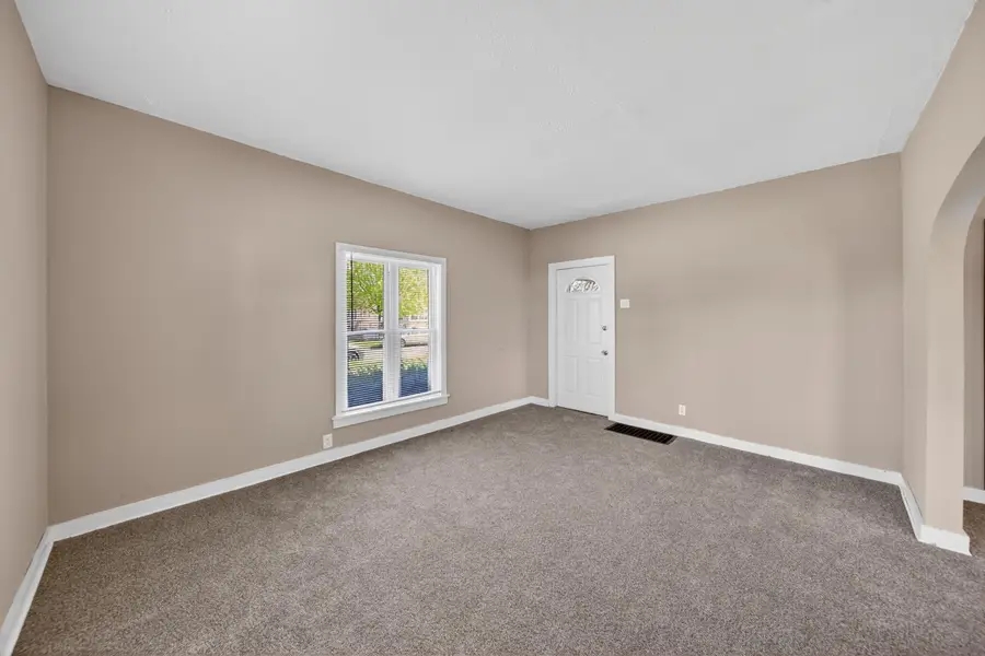 2319 E Avenue, Council Bluffs, IA 51501 - #3