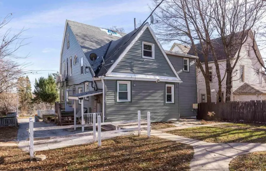 1526 S 29th Street, Omaha, NE 68105 - #3