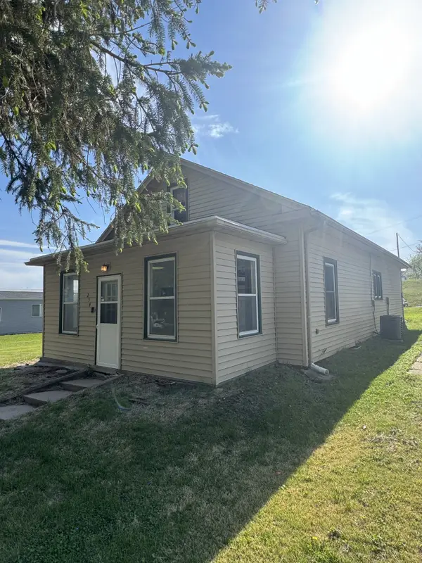 254 S Chestnut Street, AVOCA, IA 51521