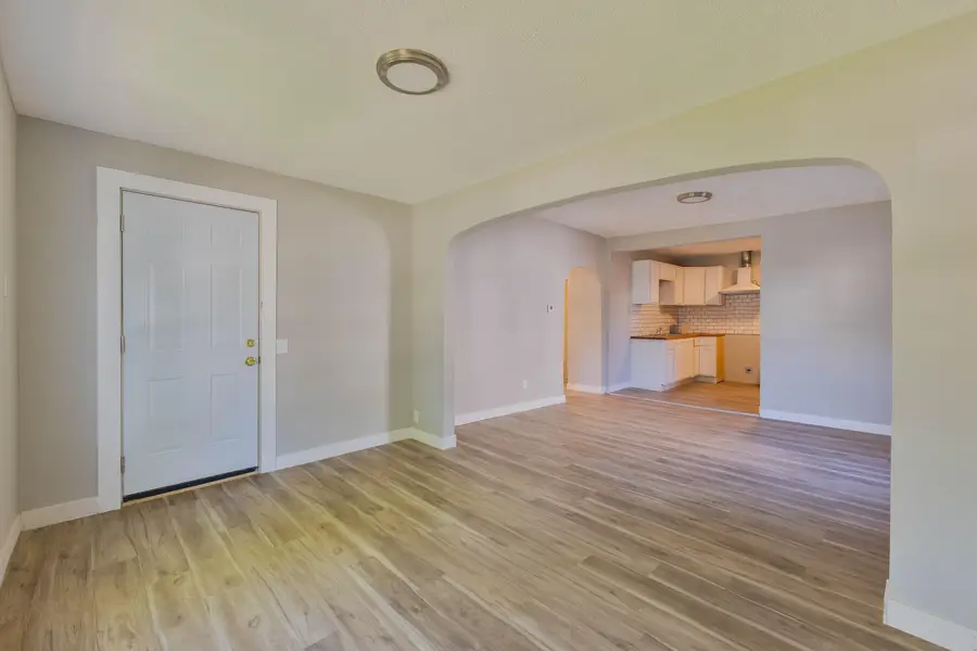 919 Avenue C, Council Bluffs, IA 51503 - #3