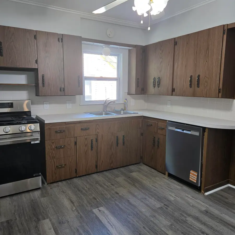808 Madison Avenue, Council Bluffs, IA 51503 - #2