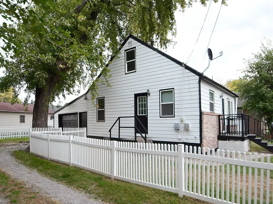 2306 6th Avenue, Council Bluffs, IA 51501 - #3