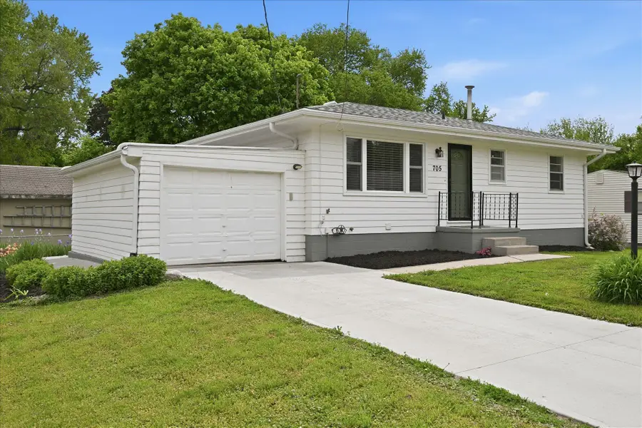 705 Townsend Street, Glenwood, IA 51534 - #3