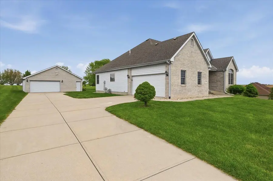 24637 Richfield Loop, Council Bluffs, IA 51503 - #2