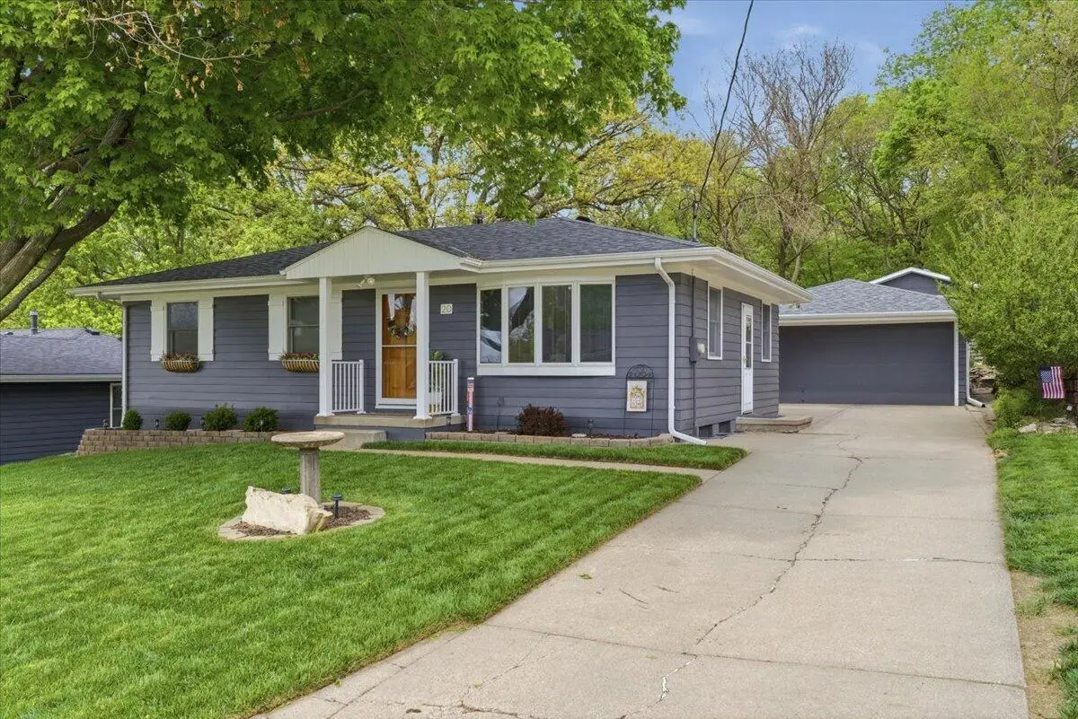 20 Spencer Circle, Council Bluffs, IA 51503 - #1