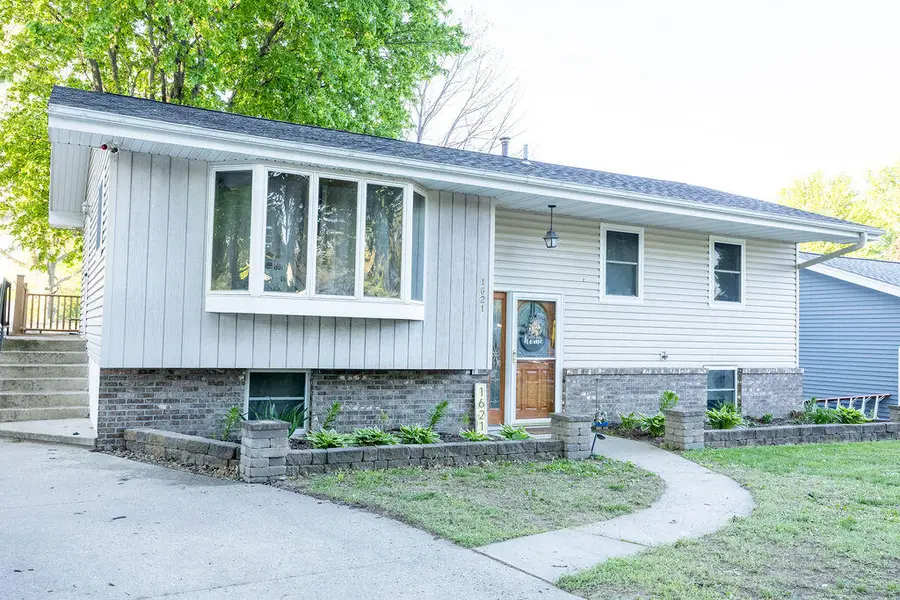 1621 Durant Street, Harlan, IA 51537 - #2