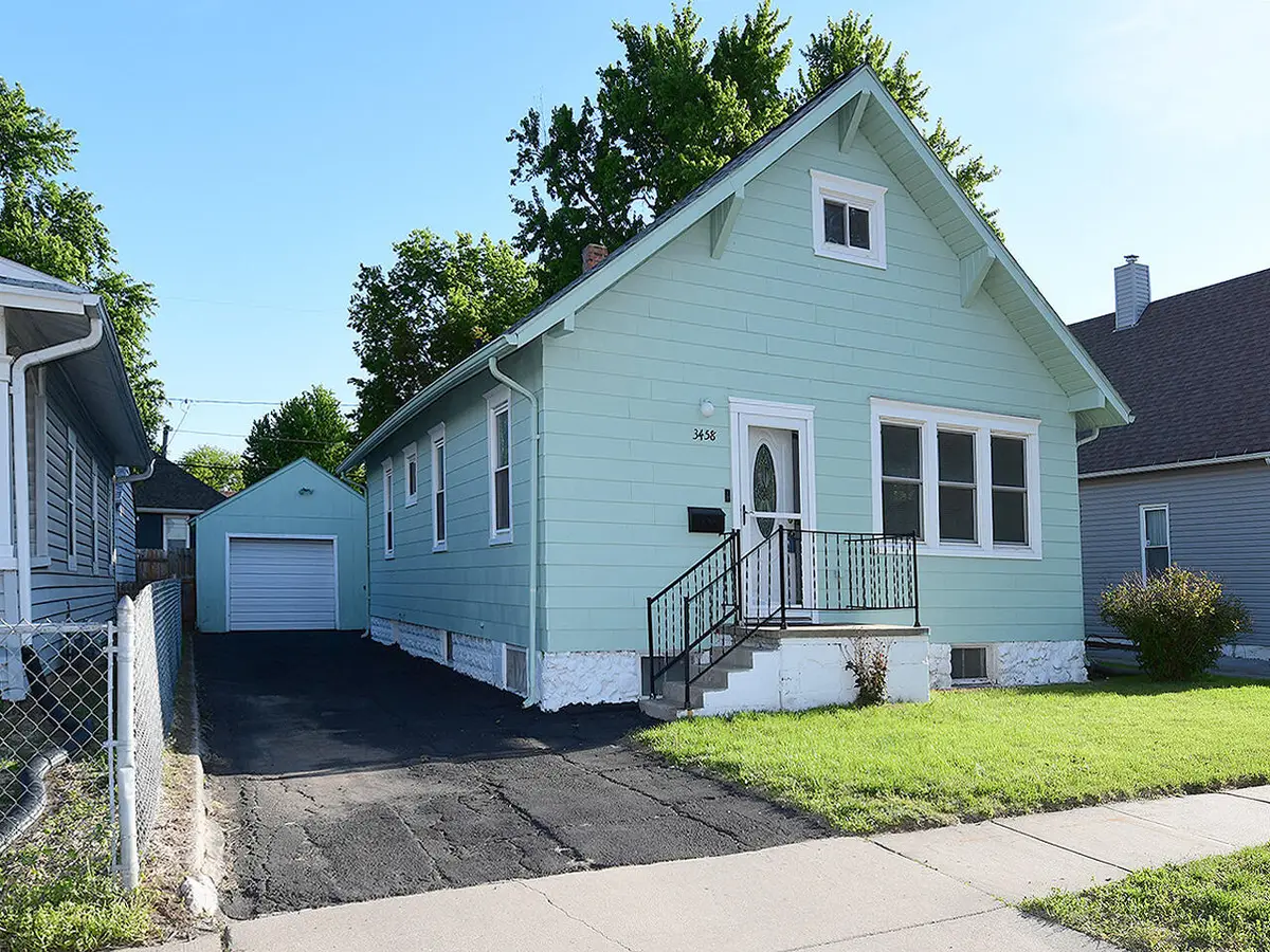3458 Avenue B, Council Bluffs, IA 51501 - #1