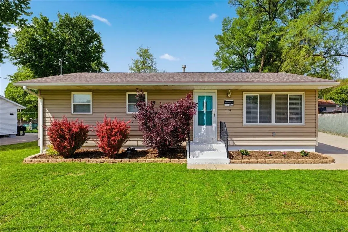 114 Adrian Avenue, Council Bluffs, IA 51503 - #1