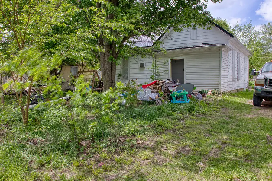 515 S 16th Street, Centerville, IA 52544 - #2