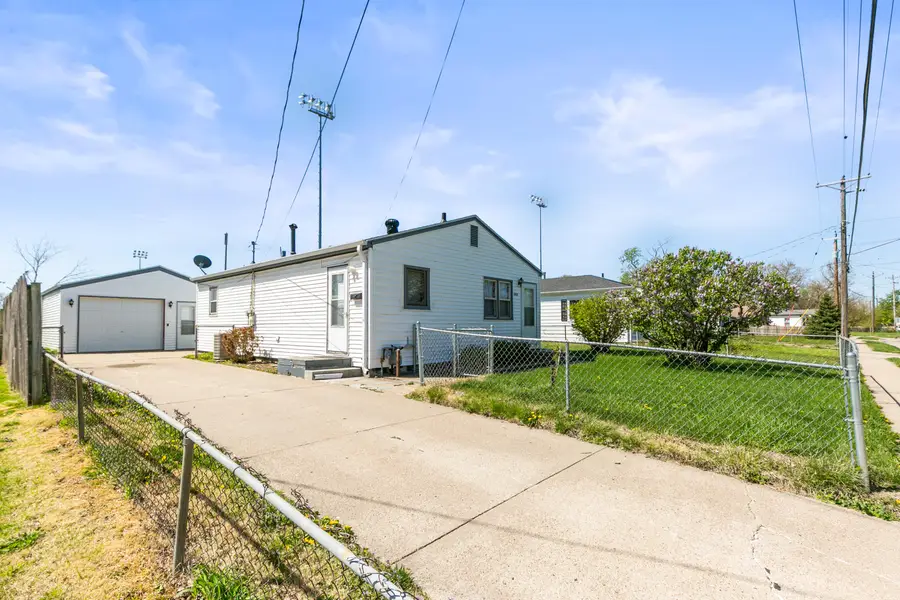1923 Avenue L, Council Bluffs, IA 51501 - #3