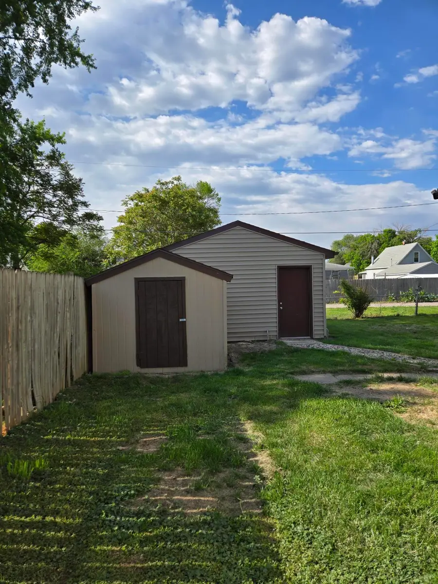 1725 E Avenue, Council Bluffs, IA 51501 - #3