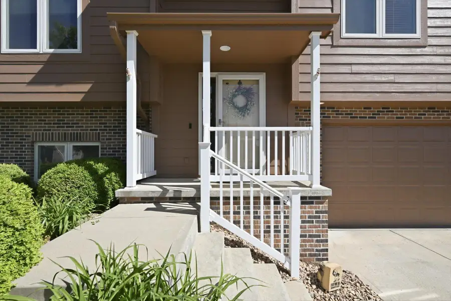 4910 Cedarbrook Drive, Council Bluffs, IA 51503 - #3