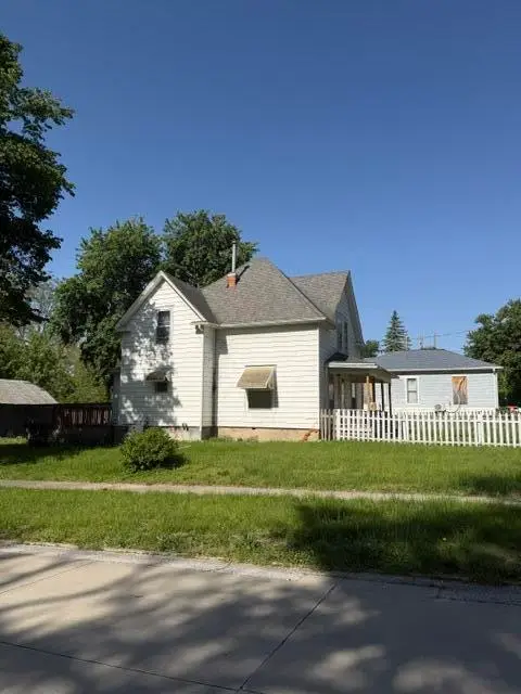 810 E Washington Avenue, Red Oak, IA 51566 - #2