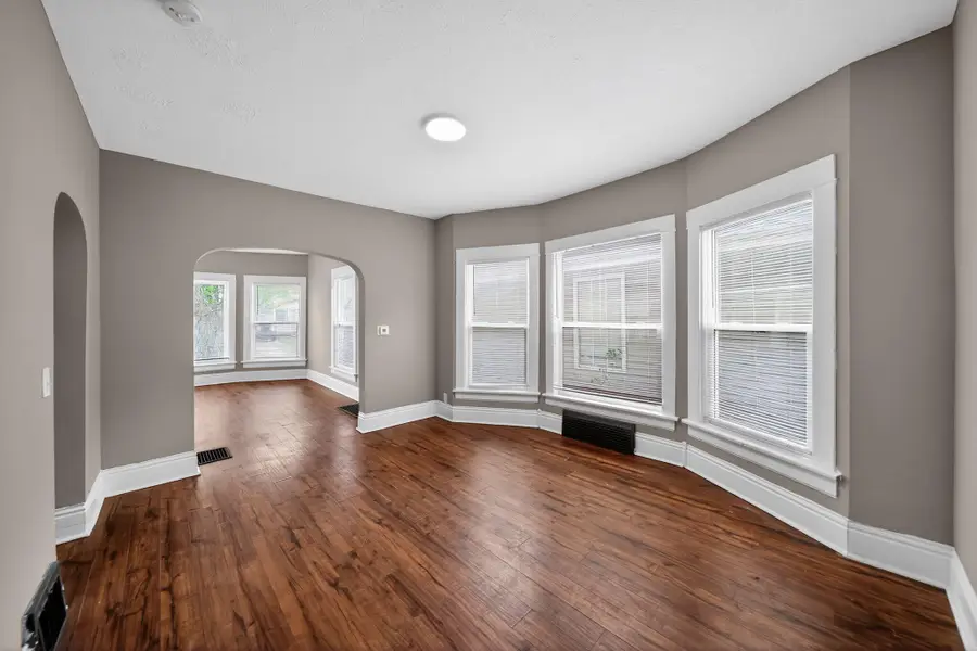 2410 Avenue A, Council Bluffs, IA 51501 - #3