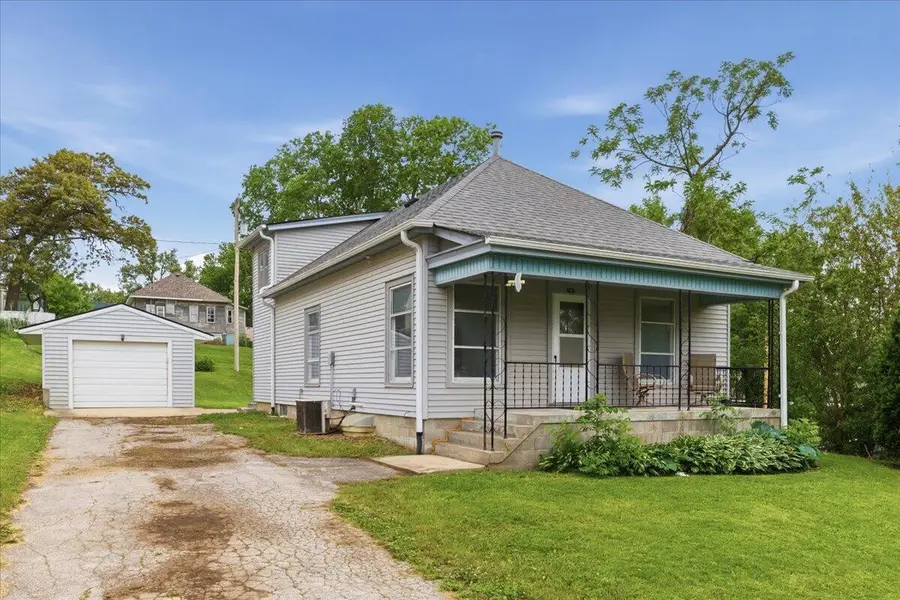 707 Oak Street, Oakland, IA 51560 - #2
