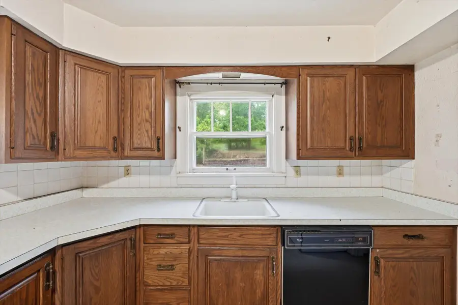 710 Elm Street, Moorhead, IA 51558 - #3