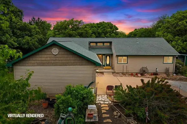23178 Barrus Road, GLENWOOD, IA 51534