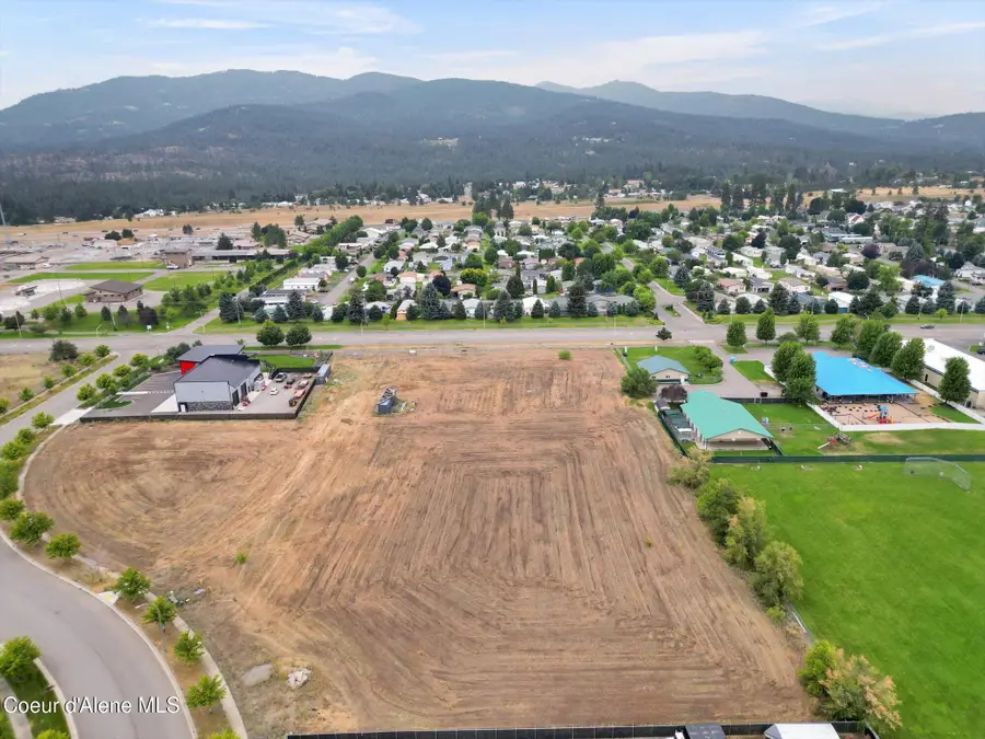 1087 N Lean ST, Post Falls, ID 83854 - #2