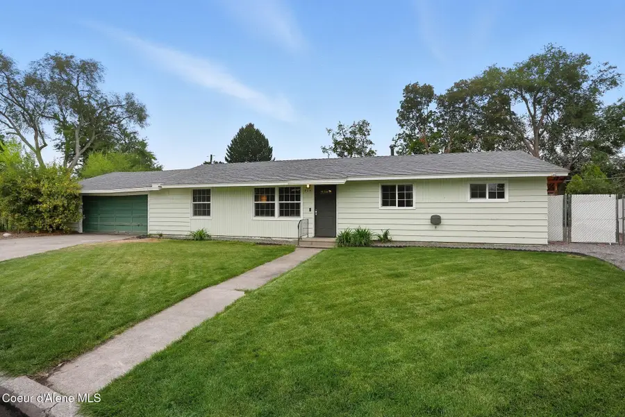 908 N Ravalli Ct, Spokane Valley, WA 99037 - Image #2