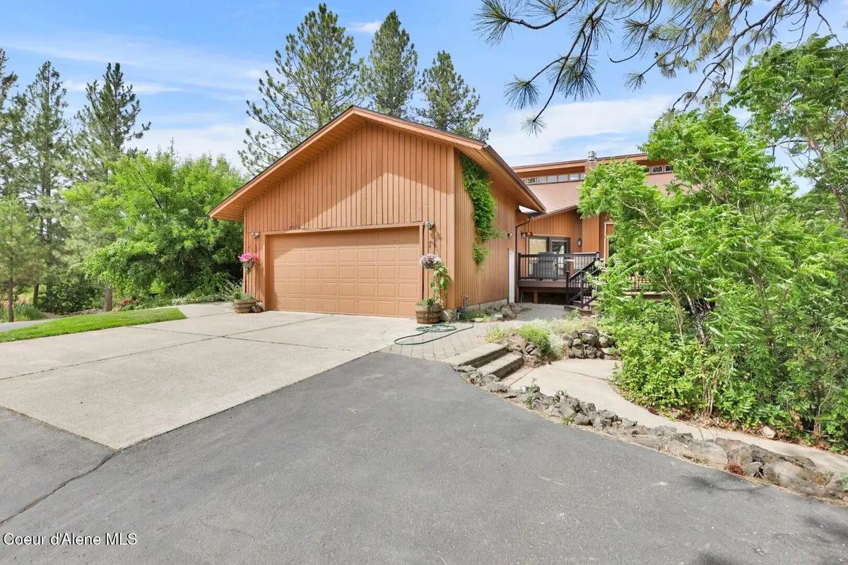 13625 S Sherman Rd, Spokane, WA 99204 - Image #1