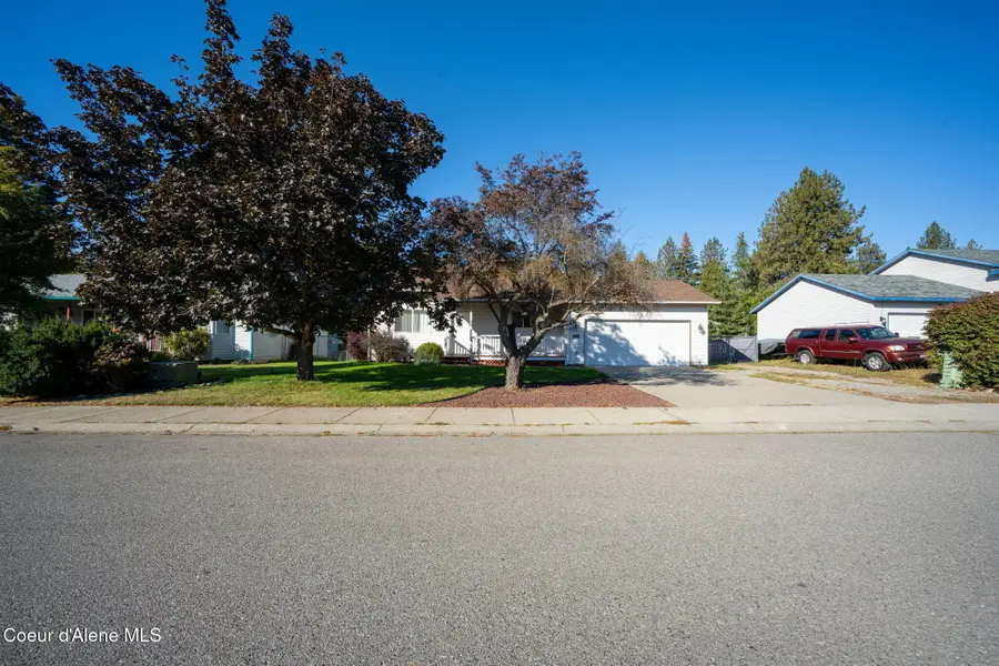 6886 W TOMBSTONE ST, Rathdrum, ID 83858 - Image #2