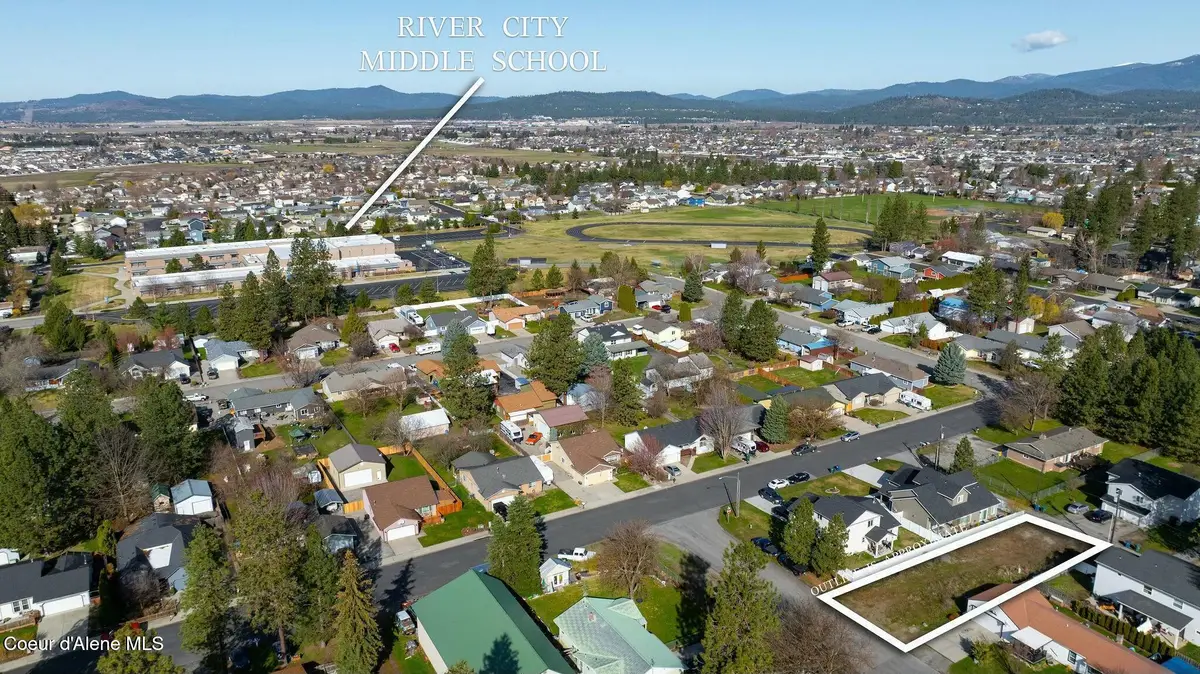 206 W 17TH AVE, Post Falls, ID 83854 - Image #1