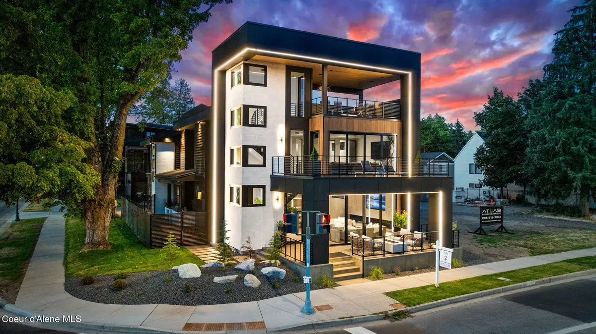 809 E SHERMAN AVE, Coeur Dalene, ID 83814 - Image #1