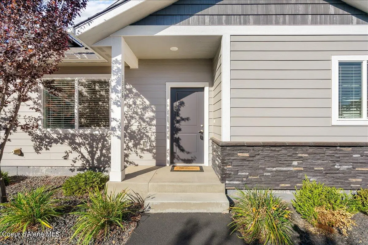 1360 MORDYL LOOP, Post Falls, ID 83854 - Image #1