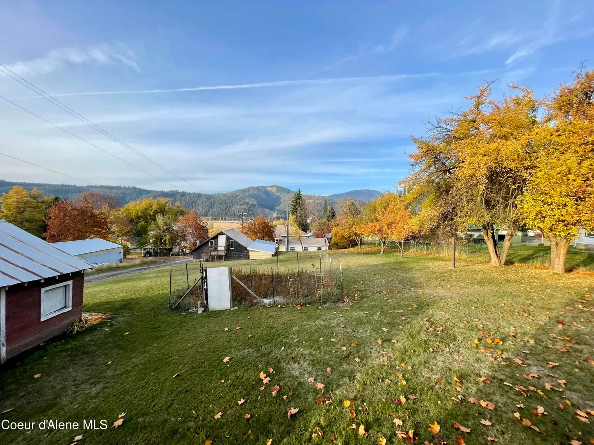 56 Midnight Dr, Saint Maries, ID 83861 - Image #1